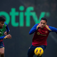Saiba quanto Vitor Roque precisa trabalhar no Palmeiras para ganhar um mês de salário de Yamal, do Barcelona