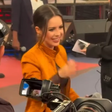 Sandy prova ar fashion do terninho no 'Altas Horas'