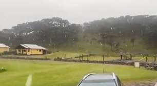 Nevou no sul do Brasil! Veja imagens