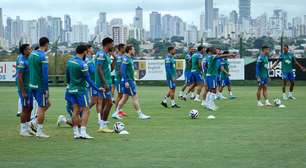 Com Goiás sem vencer clássico, jogador rasga o verbo para o torcedor: "A responsabilidade"