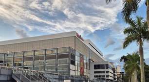 Site de acompanhantes diz negociar com Athletico naming rights da Arena