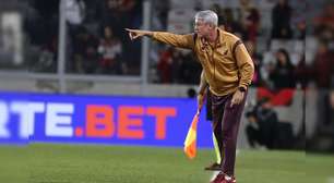 Odair assume culpa pela derrota do Athletico em casa: "A maior responsabilidade é minha"