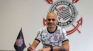 Fábio Santos aponta times brasileiros que deveriam estar na Copa do Mundo de Clubes