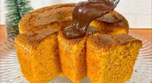 Bolo de cenoura com cobertura de chocolate e café perfeito para impressionar