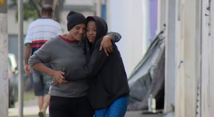 Mulheres em situação de rua viram amigas e descobrem serem mãe e filha separadas há 20 anos