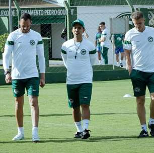 Reforço do Goiás contratado por Andrino revela escolha pelo clube: "Eu"